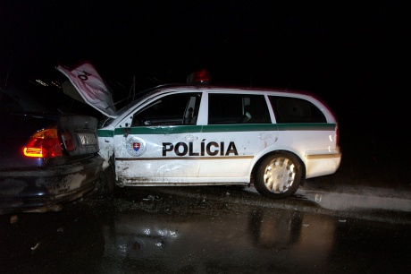 havaria_nehoda_policia_pzp_auto_vv