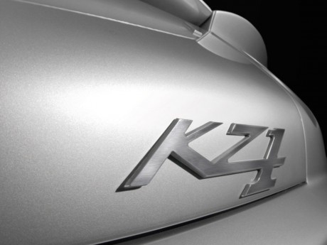 ascari-kz1-008