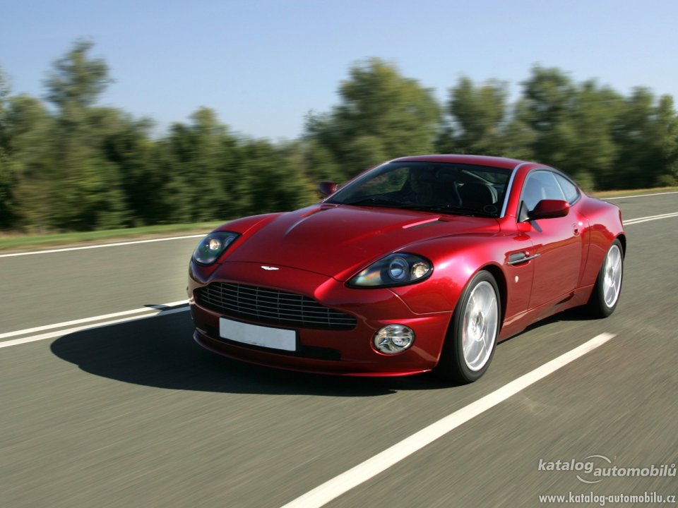 aston-martin-v12-vanquish-s-1499