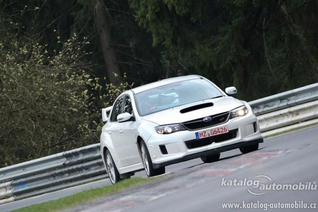 subaru-impreza-wrx-sti-sedan-na-nordschleife-2