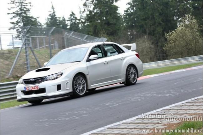 subaru-impreza-wrx-sti-sedan-na-nordschleife-5